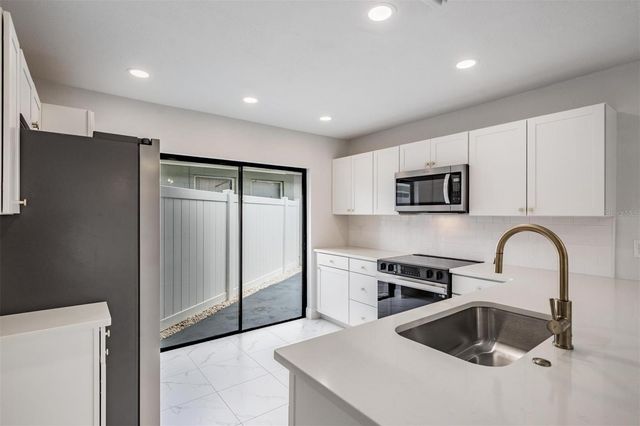 11005 UNDERWOOD PLACE, Tampa, FL 33624