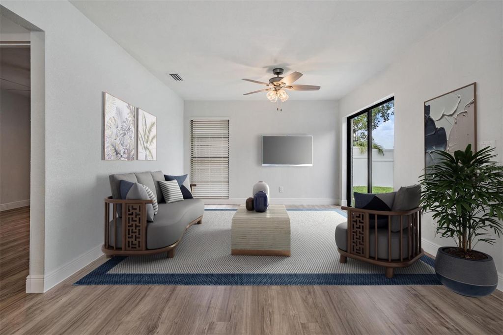 Image 5 of property listing at 11005 UNDERWOOD PLACE, Tampa, FL 33624