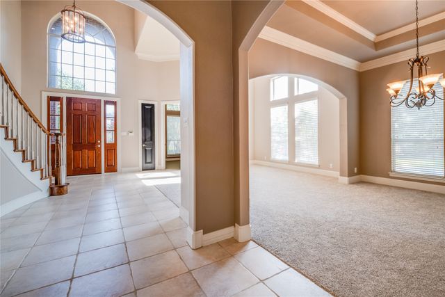 801 Camelot Court, Highland Village, TX 75077