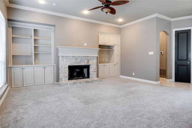 801 Camelot Court, Highland Village, TX 75077