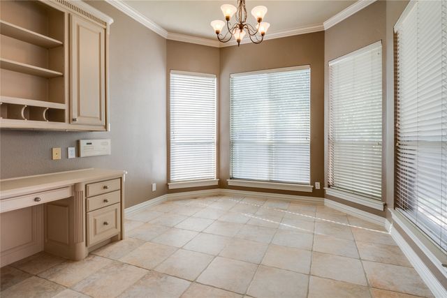 801 Camelot Court, Highland Village, TX 75077