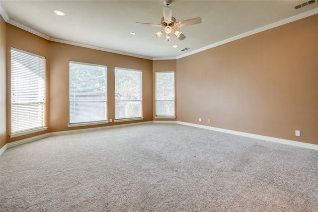 801 Camelot Court, Highland Village, TX 75077