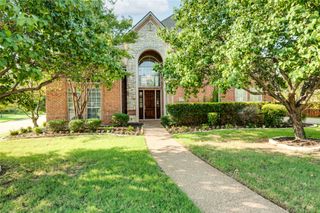 801 Camelot Court, Highland Village, TX 75077
