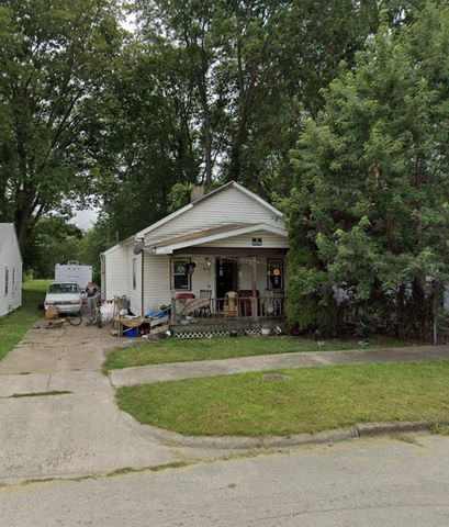 1135 E Locust Street, Decatur, IL 62521