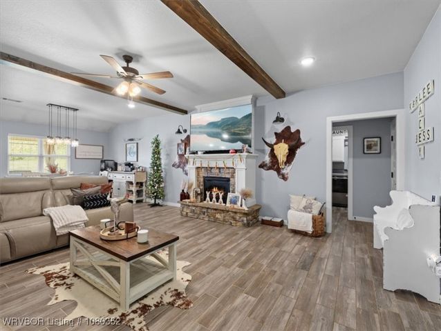 32831 S Webb Lane, Poteau, OK 74953