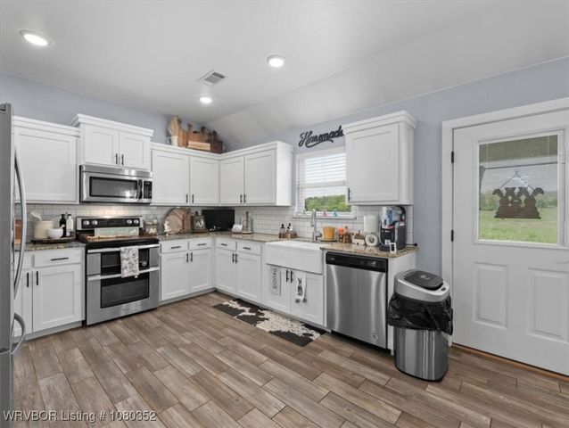 32831 S Webb Lane, Poteau, OK 74953