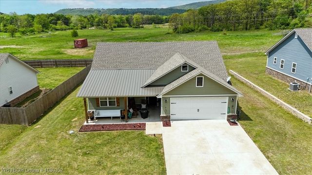 32831 S Webb Lane, Poteau, OK 74953