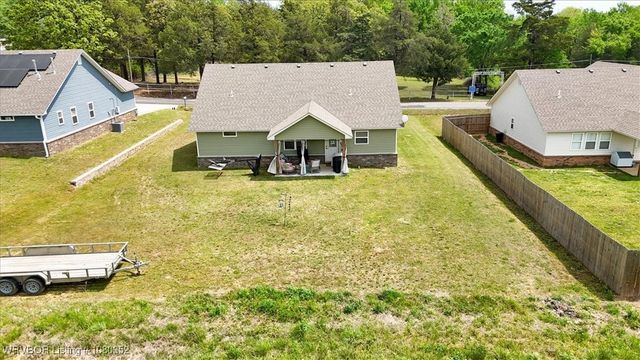 32831 S Webb Lane, Poteau, OK 74953