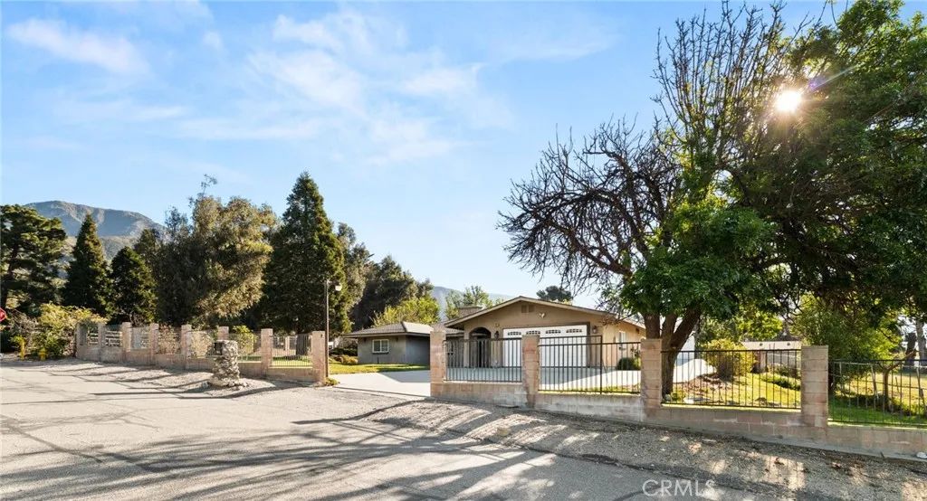 903 Greenwood, San Bernardino, CA 92407
