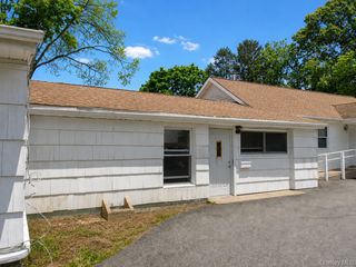 36 Burr Road, East Northport, NY 11731