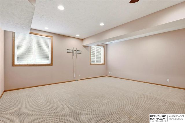 16313 Josephine Street, Omaha, NE 68136