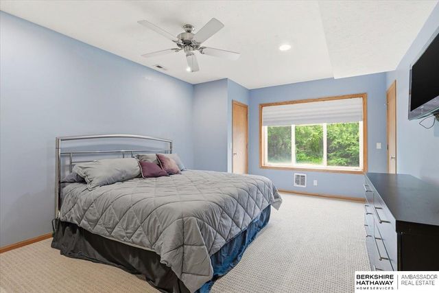 16313 Josephine Street, Omaha, NE 68136