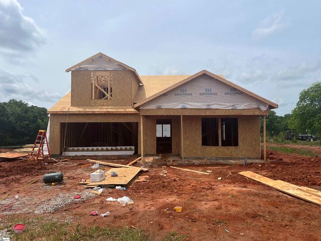 17952 Hwy 101 S, Gray Court, SC 29645