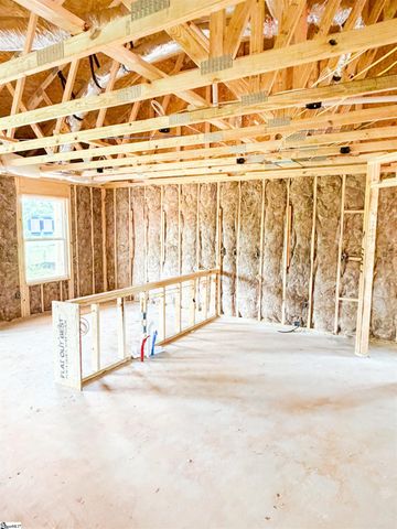 17952 Hwy 101 S, Gray Court, SC 29645
