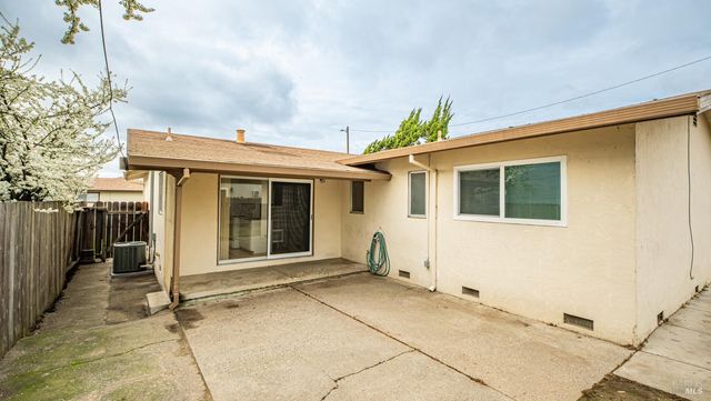 1318 Taft St, Fairfield, CA 94533