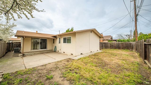 1318 Taft St, Fairfield, CA 94533