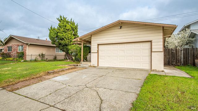 1318 Taft St, Fairfield, CA 94533