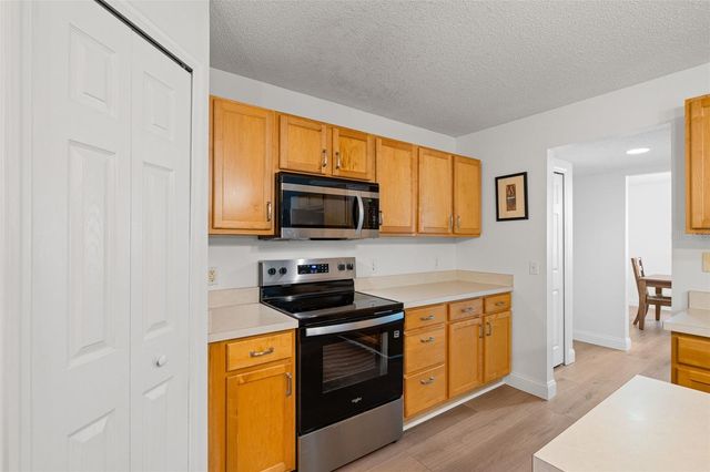 1018 JAYHIL DRIVE, Minneola, FL 34715