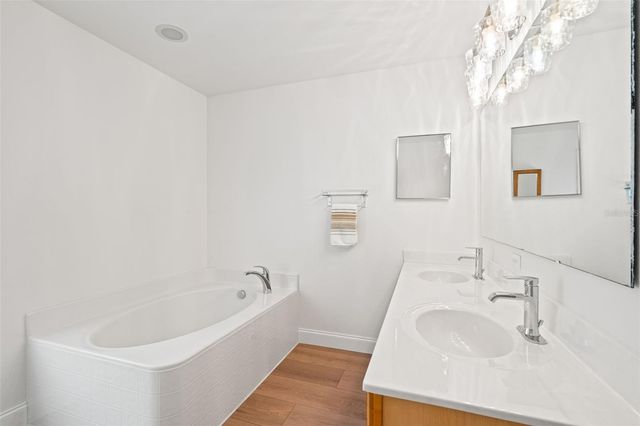 1018 JAYHIL DRIVE, Minneola, FL 34715