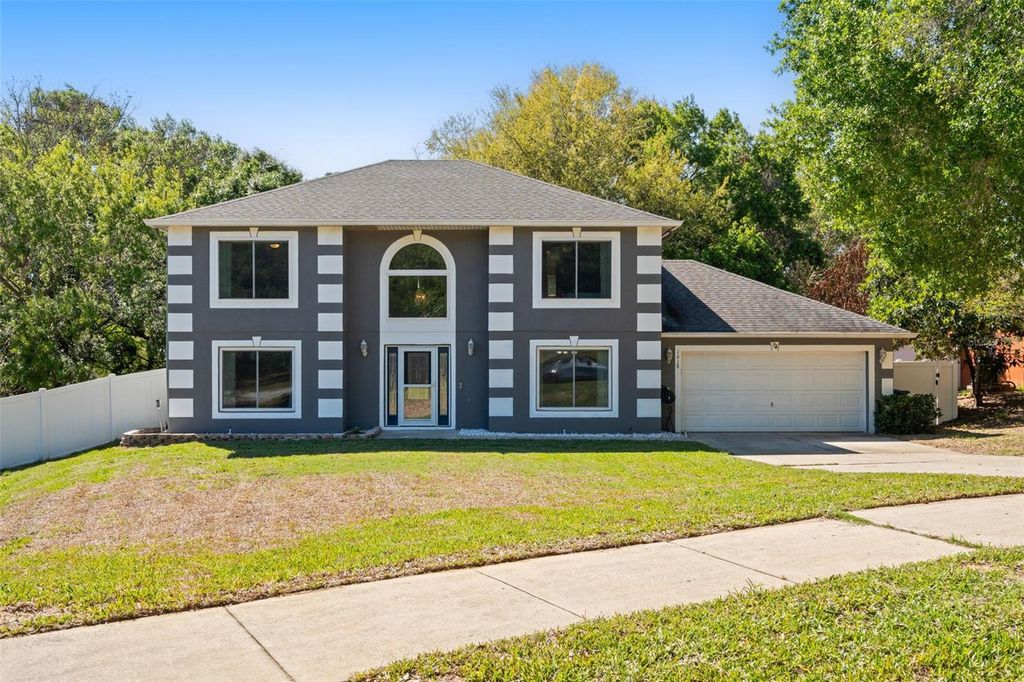 Image 1 of property listing at 1018 JAYHIL DRIVE, Minneola, FL 34715