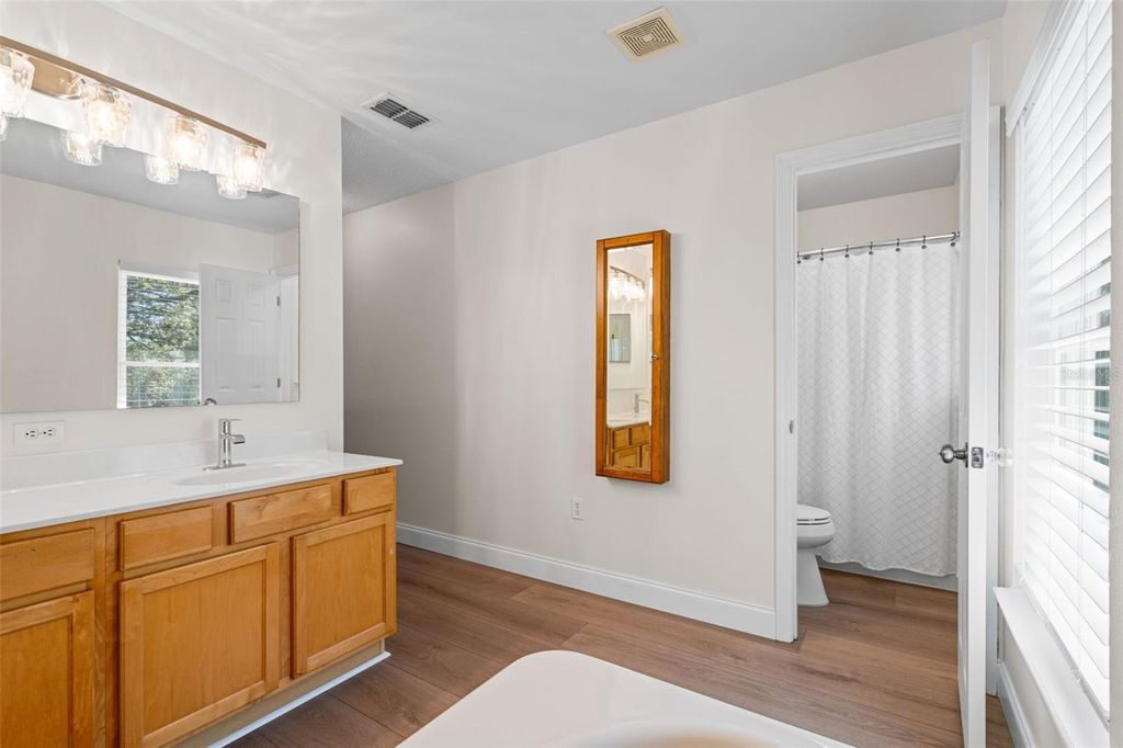 Image 20 of property listing at 1018 JAYHIL DRIVE, Minneola, FL 34715