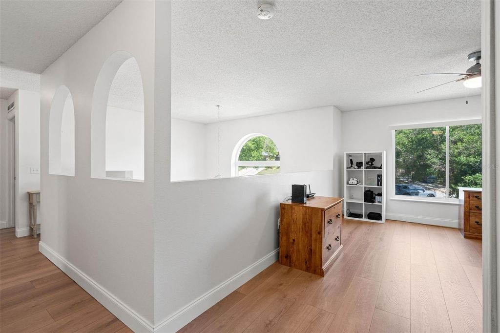 Image 21 of property listing at 1018 JAYHIL DRIVE, Minneola, FL 34715