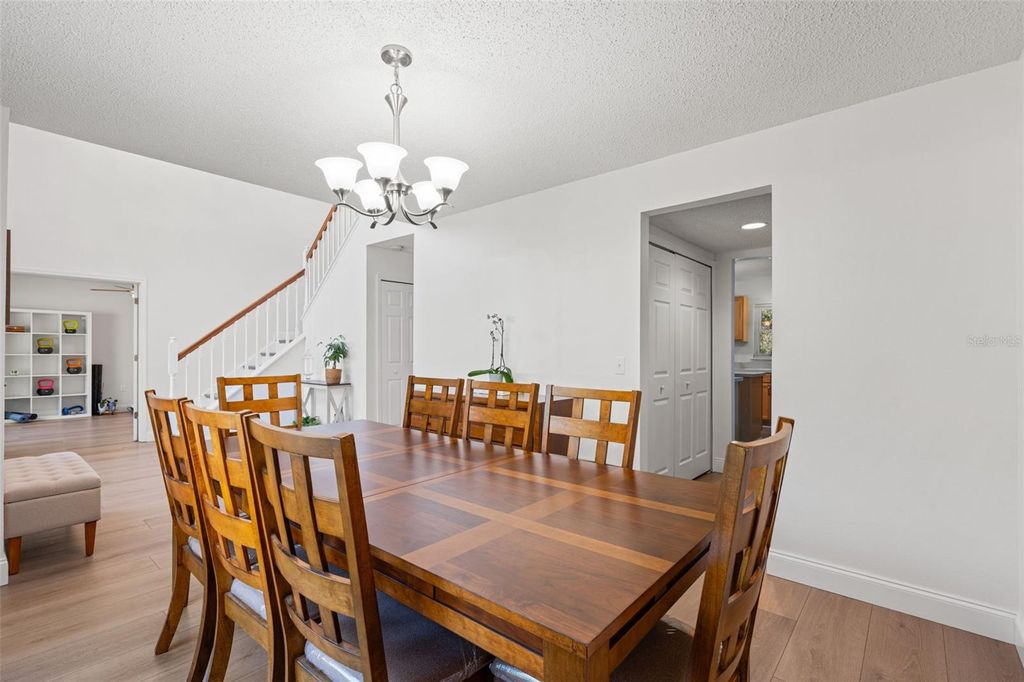 Image 6 of property listing at 1018 JAYHIL DRIVE, Minneola, FL 34715