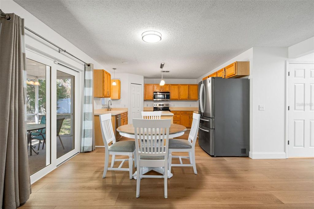 Image 9 of property listing at 1018 JAYHIL DRIVE, Minneola, FL 34715