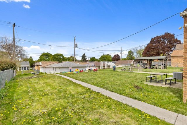 4571 Howell AVENUE, Milwaukee, WI 53207
