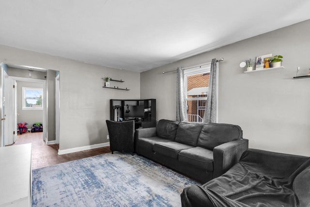 4571 Howell AVENUE, Milwaukee, WI 53207