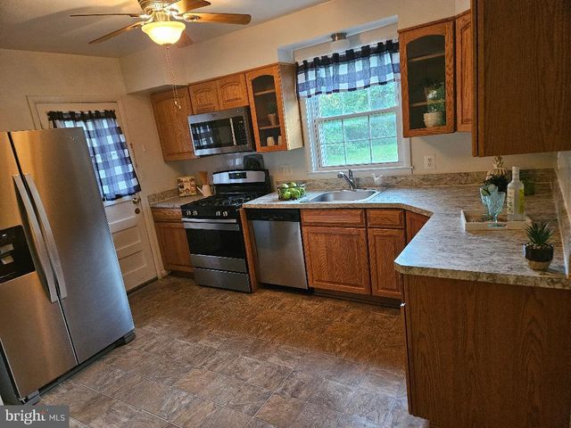 8423 THORNTON RD, Lutherville Timonium, MD 21093