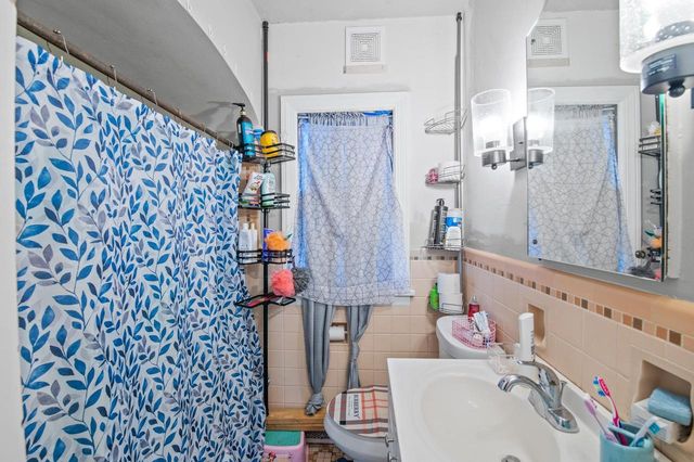 406 N ASHLAND AVENUE, Green Bay, WI 54303