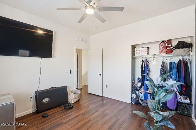 8267 W Babbitt Court, Tucson, AZ 85757