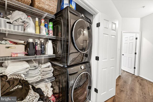 910 FEATHERSTONE ST, Gaithersburg, MD 20878