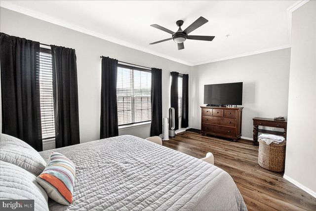 910 FEATHERSTONE ST, Gaithersburg, MD 20878