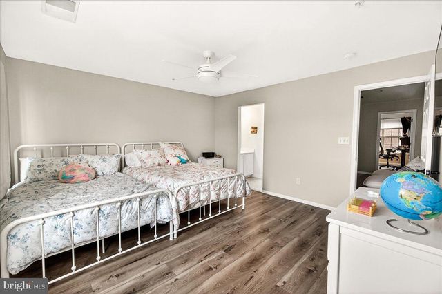 910 FEATHERSTONE ST, Gaithersburg, MD 20878