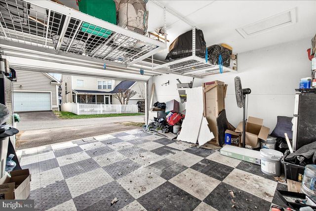910 FEATHERSTONE ST, Gaithersburg, MD 20878