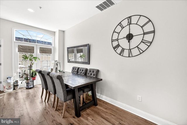 910 FEATHERSTONE ST, Gaithersburg, MD 20878