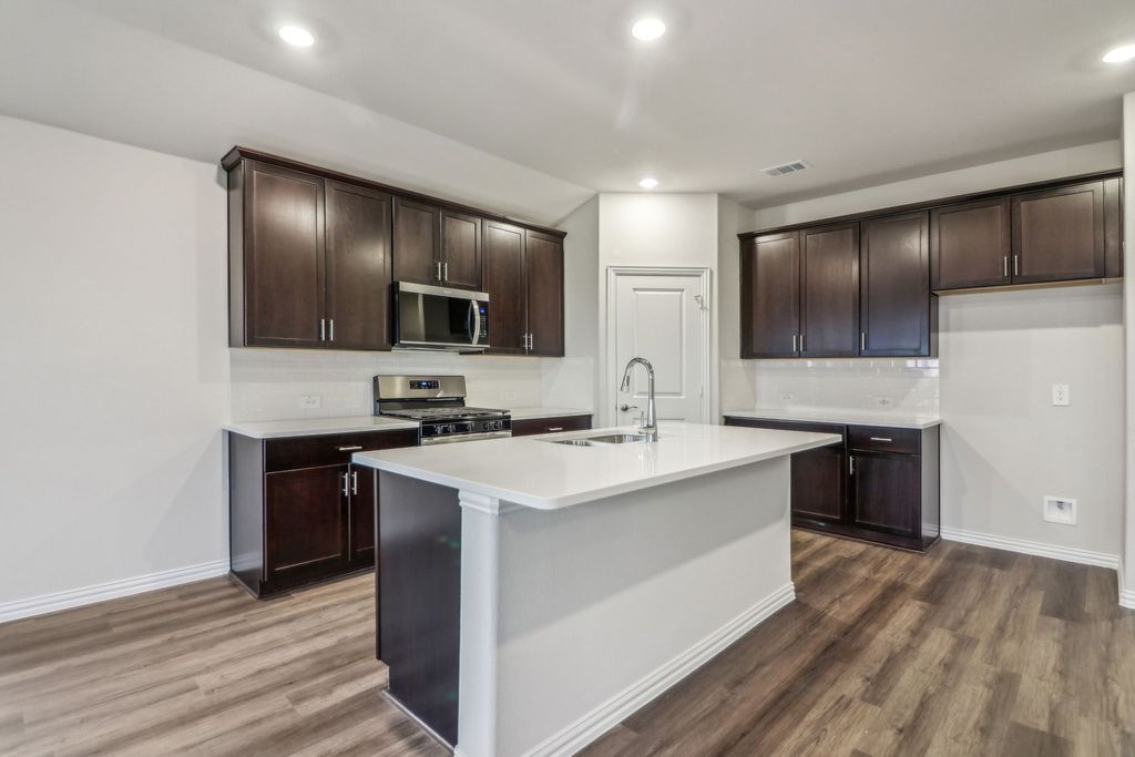 2018 Stallion Street, Seagoville, TX 75159