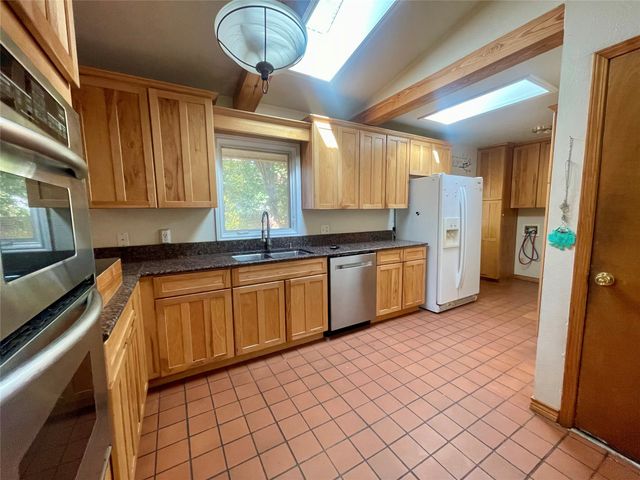 500 Green Street, Quanah, TX 79252