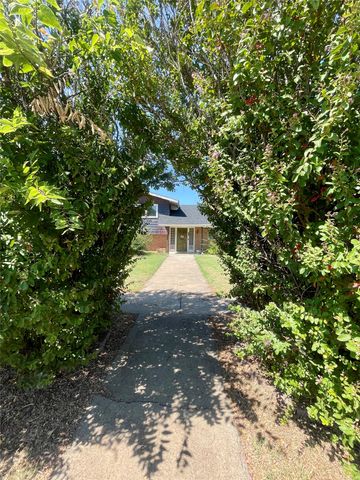 500 Green Street, Quanah, TX 79252