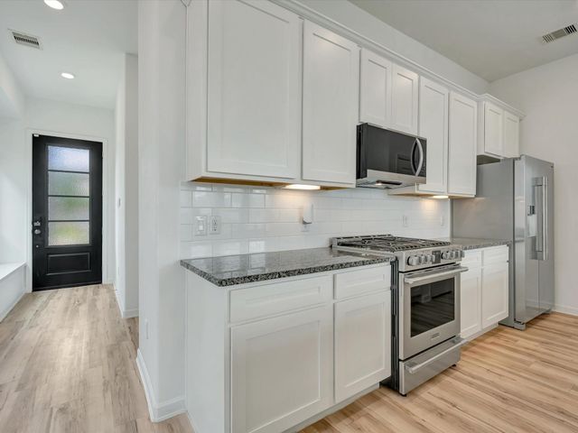 10630 Cabot Trail, Iowa Colony, TX 77583