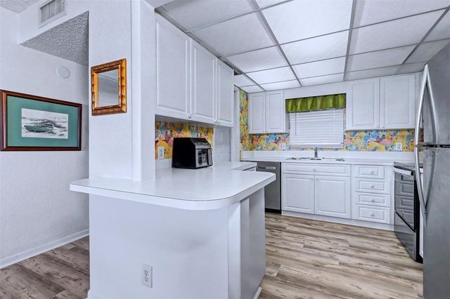 1230 GULF BOULEVARD 404, Clearwater Beach, FL 33767