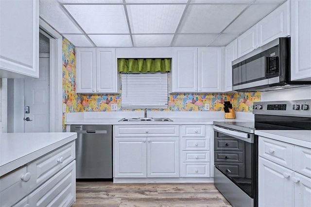 1230 GULF BOULEVARD 404, Clearwater Beach, FL 33767