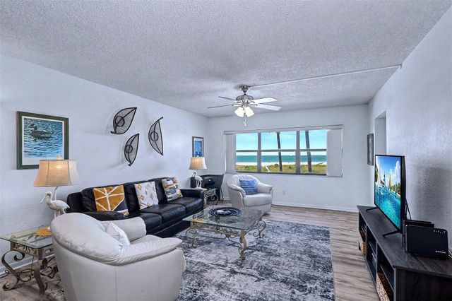 1230 GULF BOULEVARD 404, Clearwater Beach, FL 33767