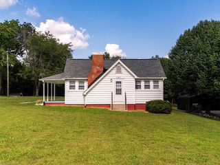 1441 N Graham Hopedale Road, Burlington, NC 27217