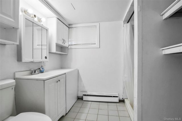 11 Broadway, Ronkonkoma, NY 11779