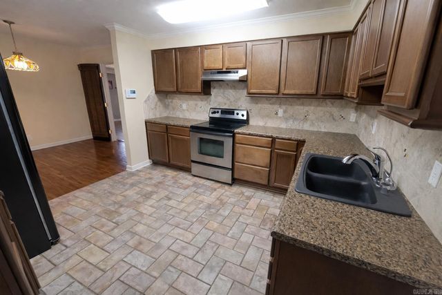 130 Sheridan Road, North Little Rock, AR 72116