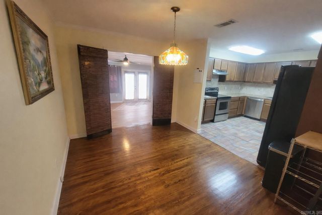 130 Sheridan Road, North Little Rock, AR 72116