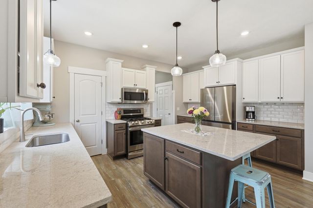 8433 Sunnyview Road Se, Caledonia Twp, MI 49316